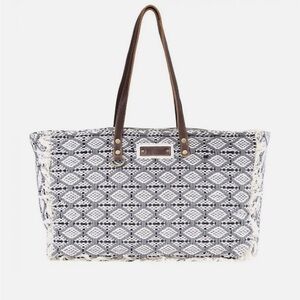 Myra Bag ACHROMIC weekender Bag X-LARGE 100% cotton
